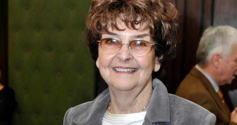 Złoty pierścionek historia