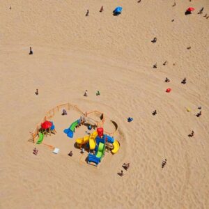 Gdzie warto pojechać z dzieckiem za granicę? Oto najlepsze rodzinne destynacje i praktyczne porady.