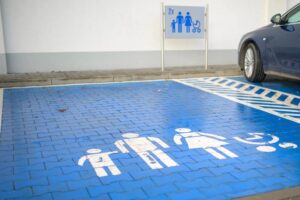 Gdzie pojechać z rocznym dzieckiem? Odkryj najlepsze miejsca i praktyczne porady dla rodziców