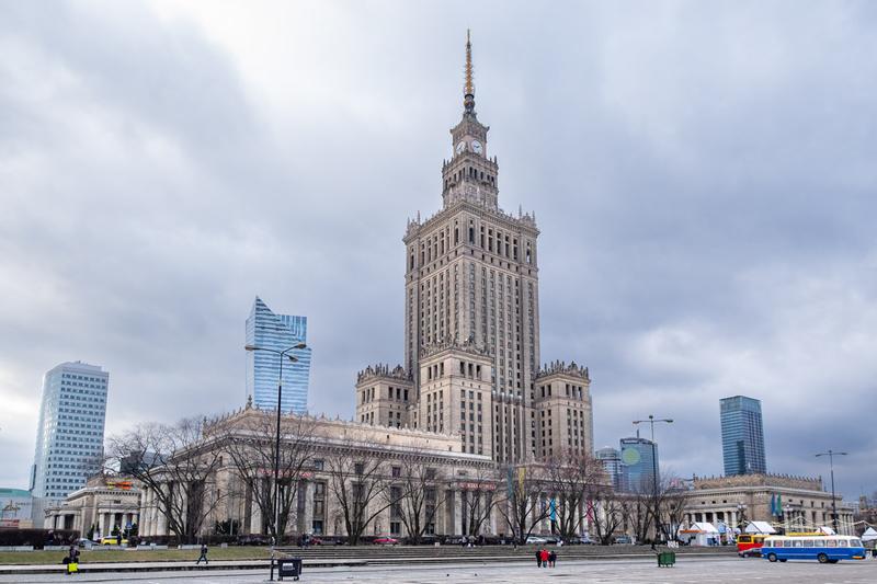 Rodzinne odkrywanie: Gdzie z dzieckiem w pobliżu Warszawy czekają najlepsze atrakcje?